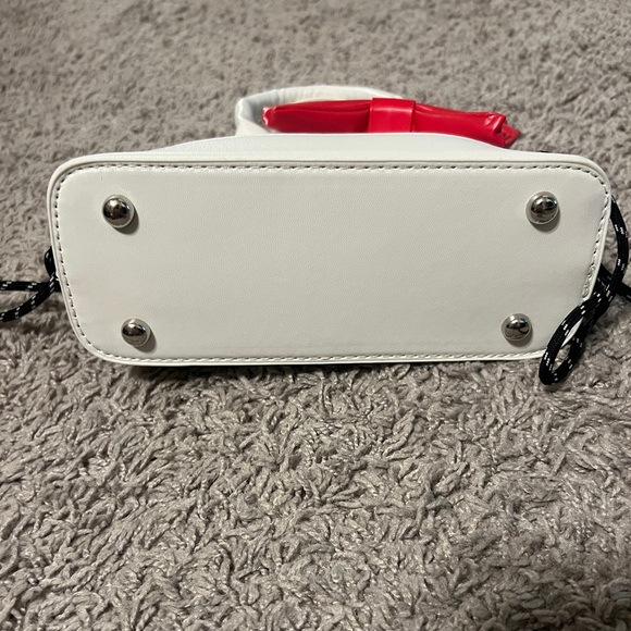 Hello Kitty Mini Satchel Purse Cute - Picture 4 of 8